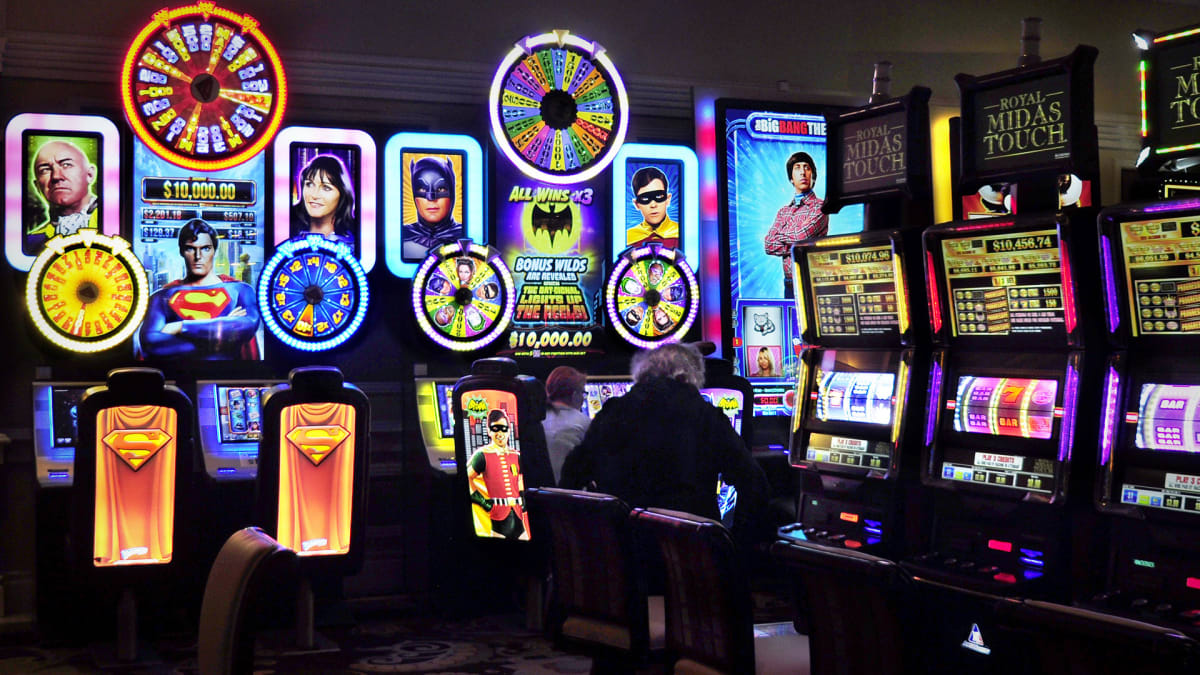 Slot Games dengan Tema Populer: Petualangan, Mitos, dan Lebih