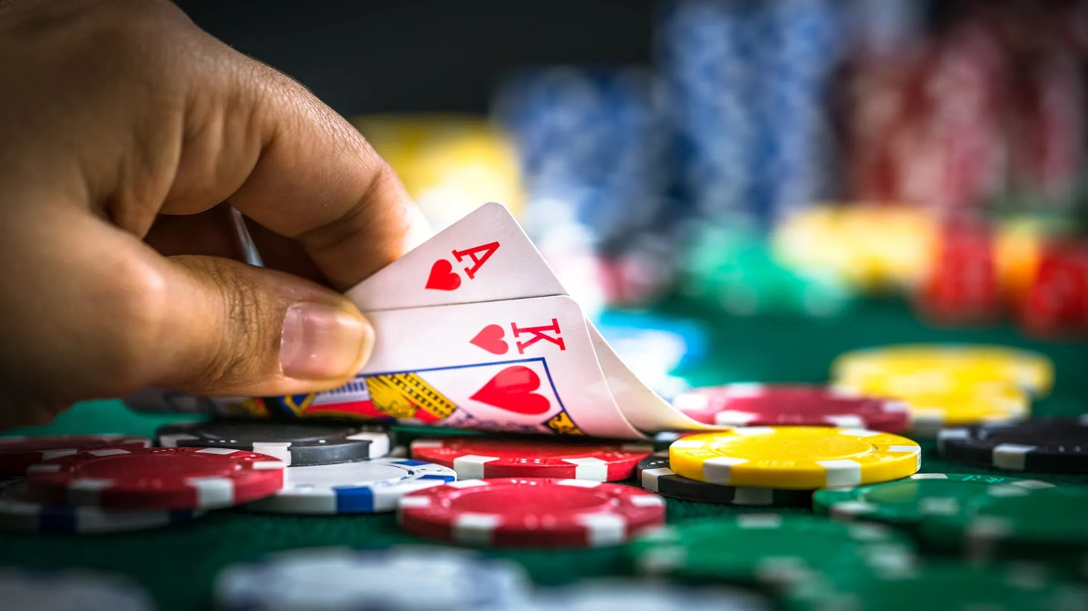 Casino Charisma: Strategies for Triumph in Online Gambling