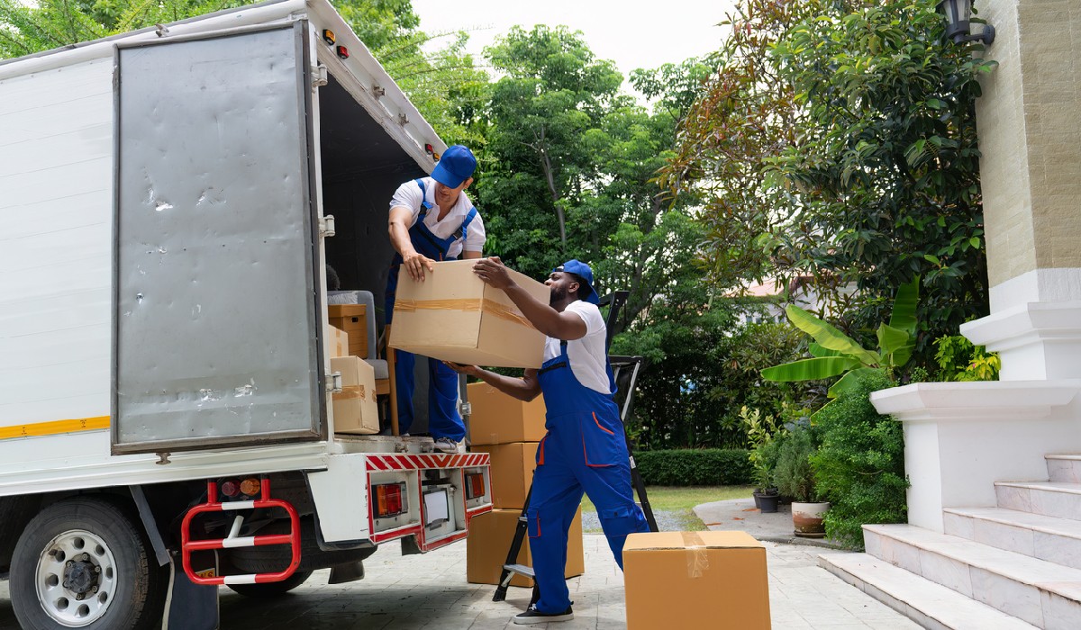 A Comprehensive Guide to Choosing the Best Moving Service